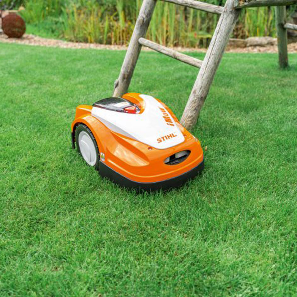 Produktabbildung: STIHL - RMI 422 PC (bis 1.700 m²)